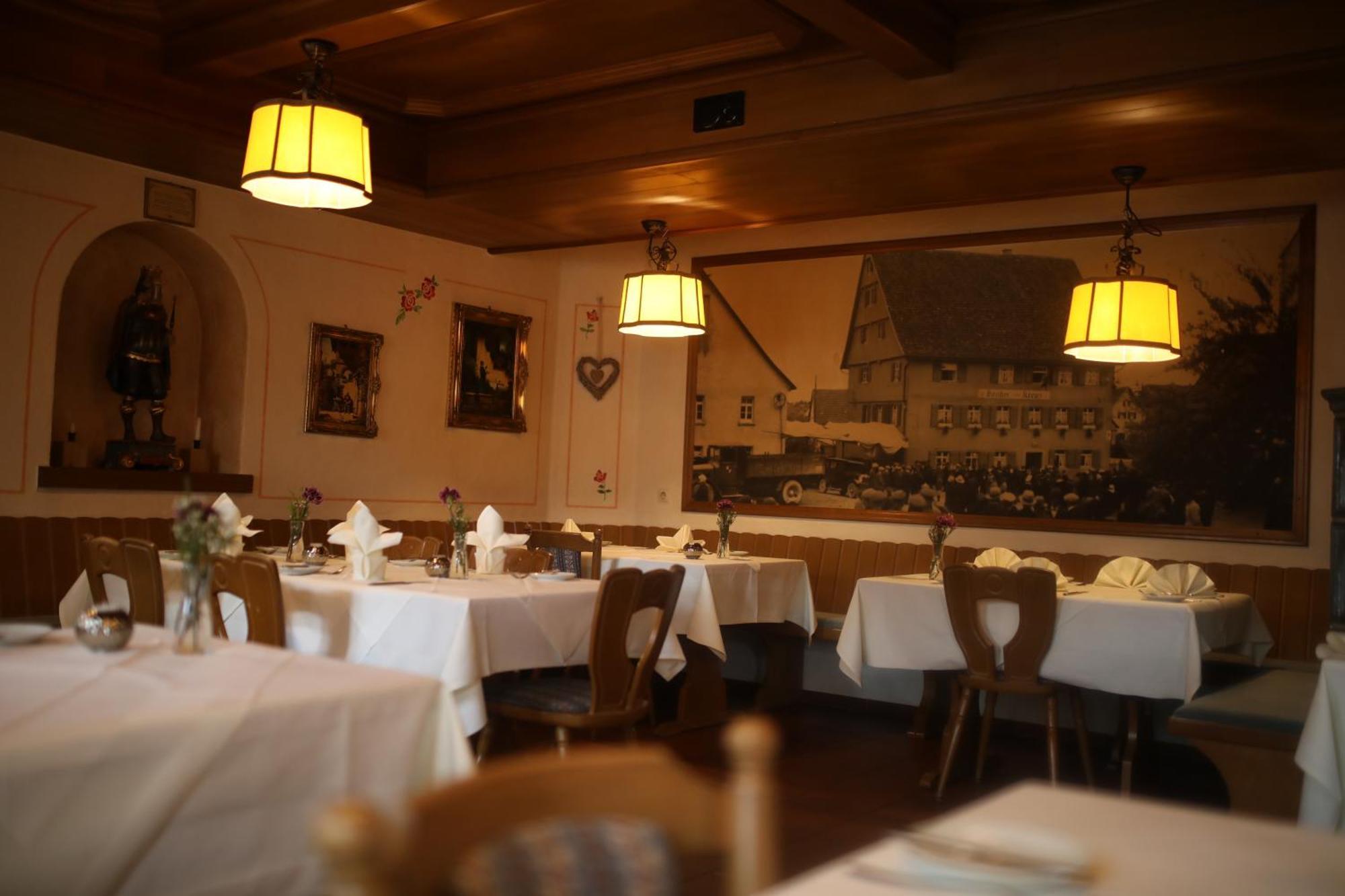 Stetten am Kalten Markt Gasthaus Hotel Zum Kreuz מראה חיצוני תמונה